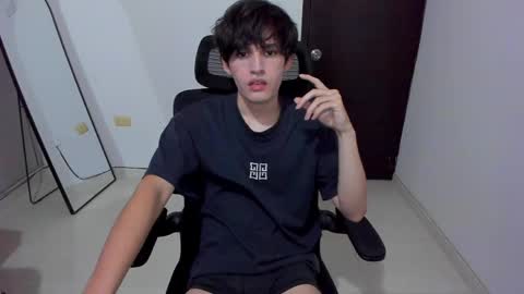 eren_tatakae online show from 05-15-26, 03:35
