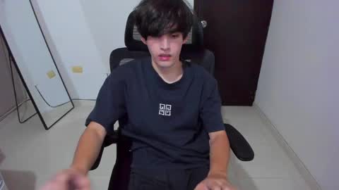 eren_tatakae online show from 05-16-26, 12:07