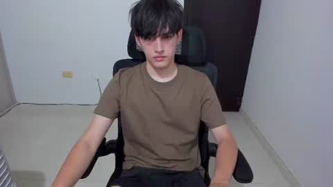 eren_tatakae online show from 06-15-26, 03:09