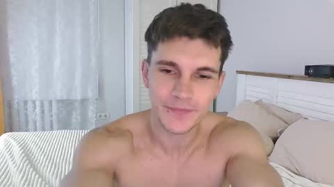 Eric Crush online show from 09-17-25, 04:14