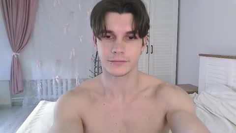 Eric Crush online show from 03-20-26, 04:06