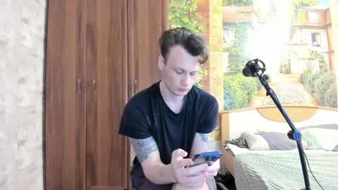 Eric online show from 09-22-25, 05:42