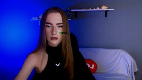 Snapshot of erica_breeze chatting on 11-09-25, 08:07 your dear Erica online show from 11-09-25, 08:07