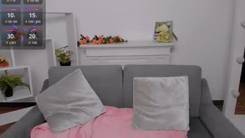 erica_love_ online show from 10-08-25, 05:27