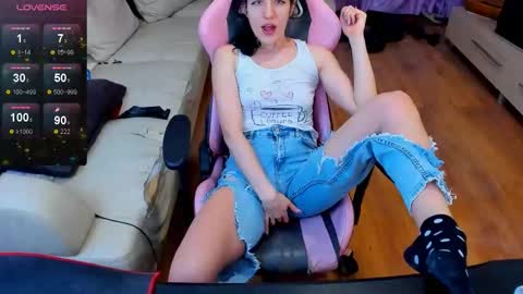 Erika online show from 02-11-26, 03:00