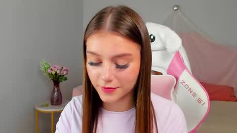 EricaFoxes online show from 07-05-26, 04:25