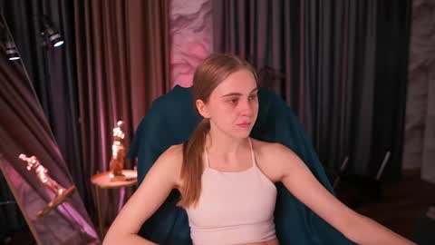 Erica online show from 04-17-26, 08:06