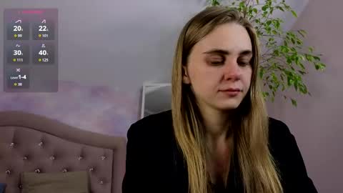 Erica online show from 04-25-26, 10:18