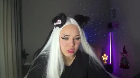 Erica online show from 12-17-24, 08:34