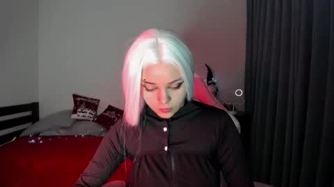 Erica online show from 12-28-24, 07:43