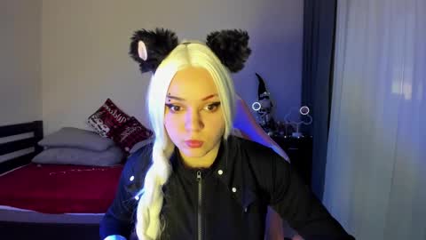 Erica online show from 01-03-25, 02:08