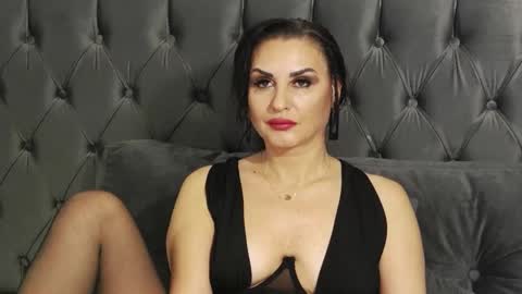 Erica online show from 12-15-24, 11:20