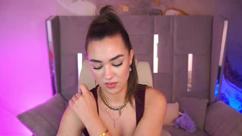 Snapshot of ericasin chatting on 07-16-26, 04:35 Erica online show from 07-16-26, 04:35