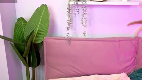 Erica online show from 07-04-26, 12:55