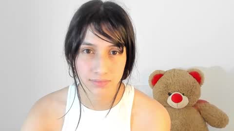 Snapshot of ericbana_ chatting on 01-05-25, 05:20 Dayanna online show from 01-05-25, 05:20