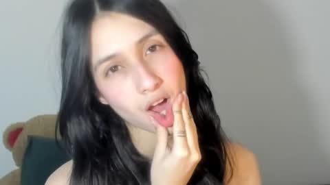 Snapshot of ericbana_ chatting on 09-30-25, 03:33 Dayanna online show from 09-30-25, 03:33