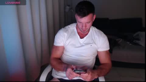 Snapshot of ericeric507 chatting on 12-31-24, 08:12 Nick online show from 12-31-24, 08:12