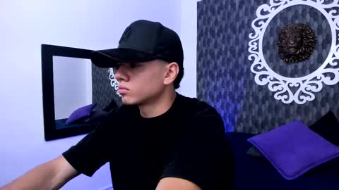 Snapshot of erick__1 chatting on 03-17-26, 12:08 Erick online show from 03-17-26, 12:08