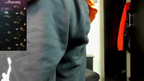 Snapshot of erick_blake_ chatting on 02-23-25, 06:39 my online show from 02-23-25, 06:39