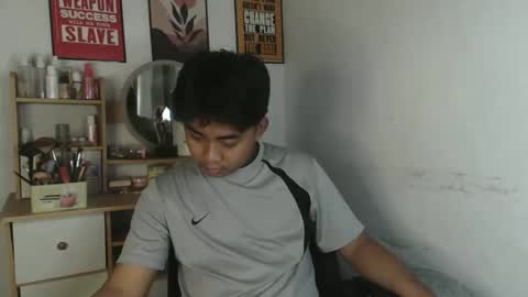 erick_cummer30 online show from 05-02-26, 12:15