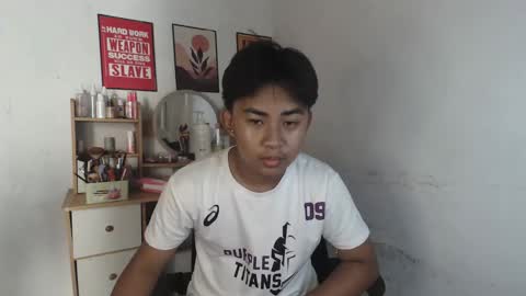 erick_cummer30 online show from 05-03-26, 05:57