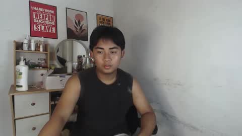 erick_cummer30 online show from 05-23-26, 08:29