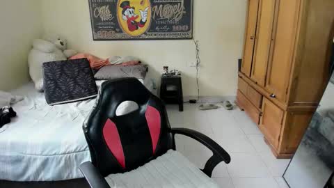 Snapshot of erick_de_rossee chatting on 02-21-26, 05:58 erick_de_rossee online show from 02-21-26, 05:58