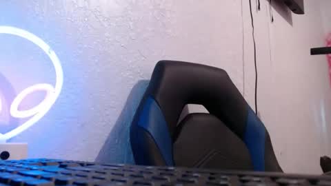 Snapshot of erick_martinezz chatting on 07-14-26, 12:02 erick online show from 07-14-26, 12:02