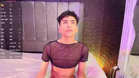 Snapshot of erick_velveth chatting on 12-18-25, 05:24 erick online show from 12-18-25, 05:24