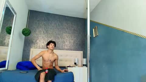   online show from 10-13-25, 08:31