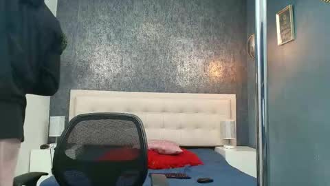   online show from 03-01-26, 04:14