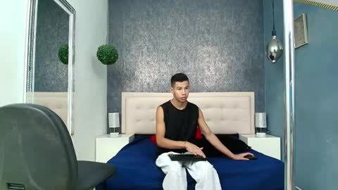   online show from 04-19-26, 12:04