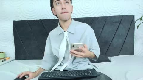 Erick online show from 02-03-25, 12:57