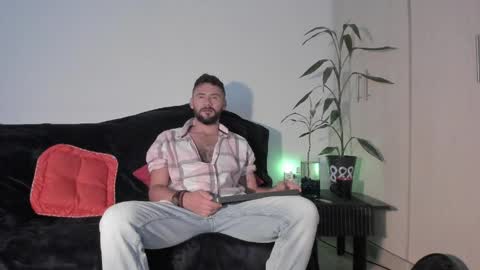 erickpritz_xh online show from 04-11-26, 10:03