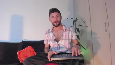 erickpritz_xh online show from 05-15-26, 02:07