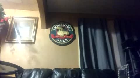 Snapshot of erik15516 chatting on 06-25-26, 10:53 erik15516 online show from 06-25-26, 10:53