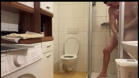 erik6980 online show from 12-03-25, 04:27