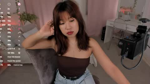 erika_kim online show from 04-17-26, 07:33