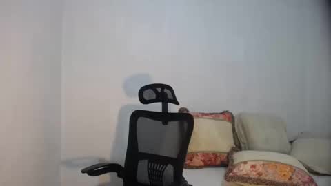 Snapshot of erika_madrigal chatting on 12-07-24, 01:07 erika_madrigal online show from 12-07-24, 01:07