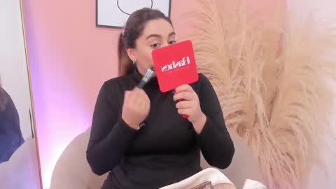 Erika Mendez online show from 03-11-25, 07:03