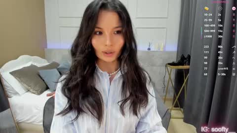 Erika online show from 02-11-25, 05:37