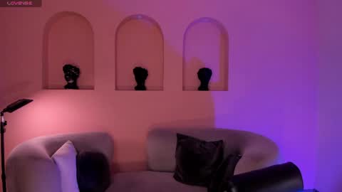Erika Benz online show from 06-09-26, 12:28