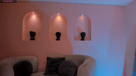 Erika Benz online show from 06-25-26, 12:20