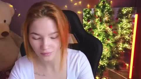 Snapshot of erikabrian chatting on 12-14-25, 09:36 erikabrian online show from 12-14-25, 09:36