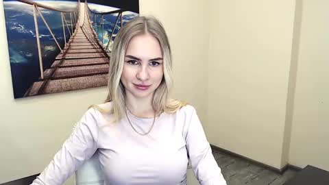 Erika online show from 12-19-24, 01:07