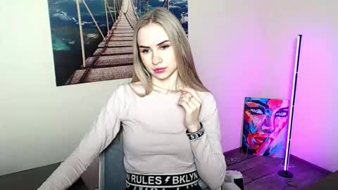 Snapshot of erikagavin chatting on 04-30-26, 11:49 Erika online show from 04-30-26, 11:49