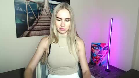Erika online show from 07-01-26, 11:56