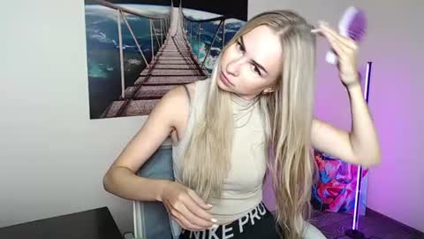 Erika online show from 07-10-26, 11:57