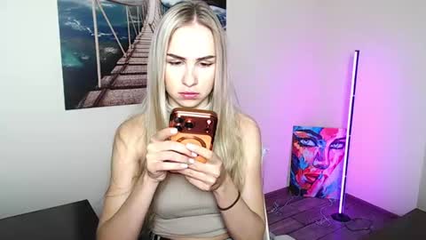 Erika online show from 07-20-26, 12:07