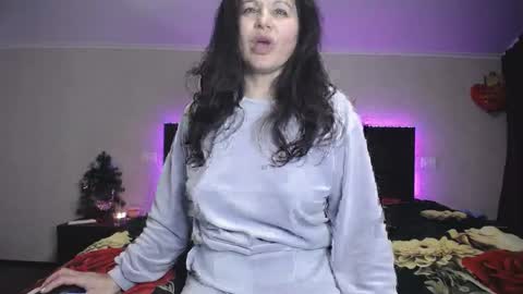 ErikaGold online show from 12-08-24, 06:28